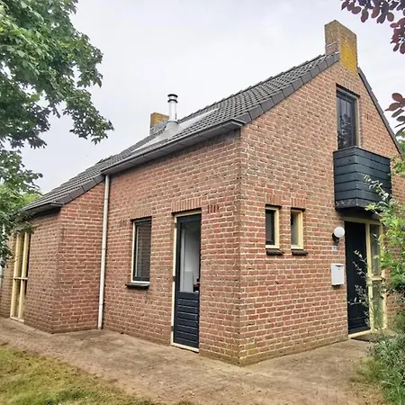 Strandhuisje Op Nabij Nijmegen Ewijk