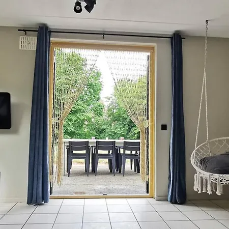 Strandhuisje Op Nabij Nijmegen *